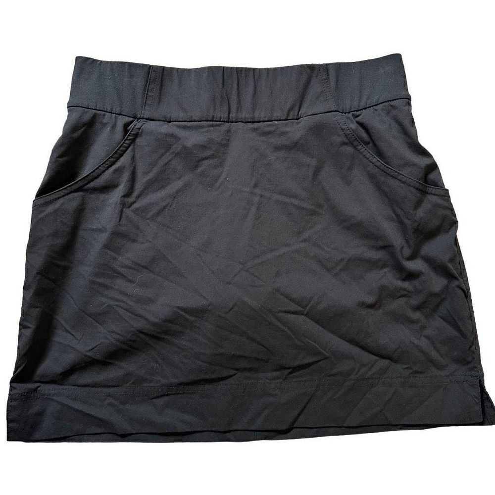 Columbia black skirt size medium